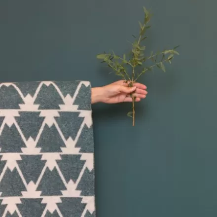 Plaid*Jean-Vier Plaid En Cachemire Et Laine Vert A Motifs Montagne